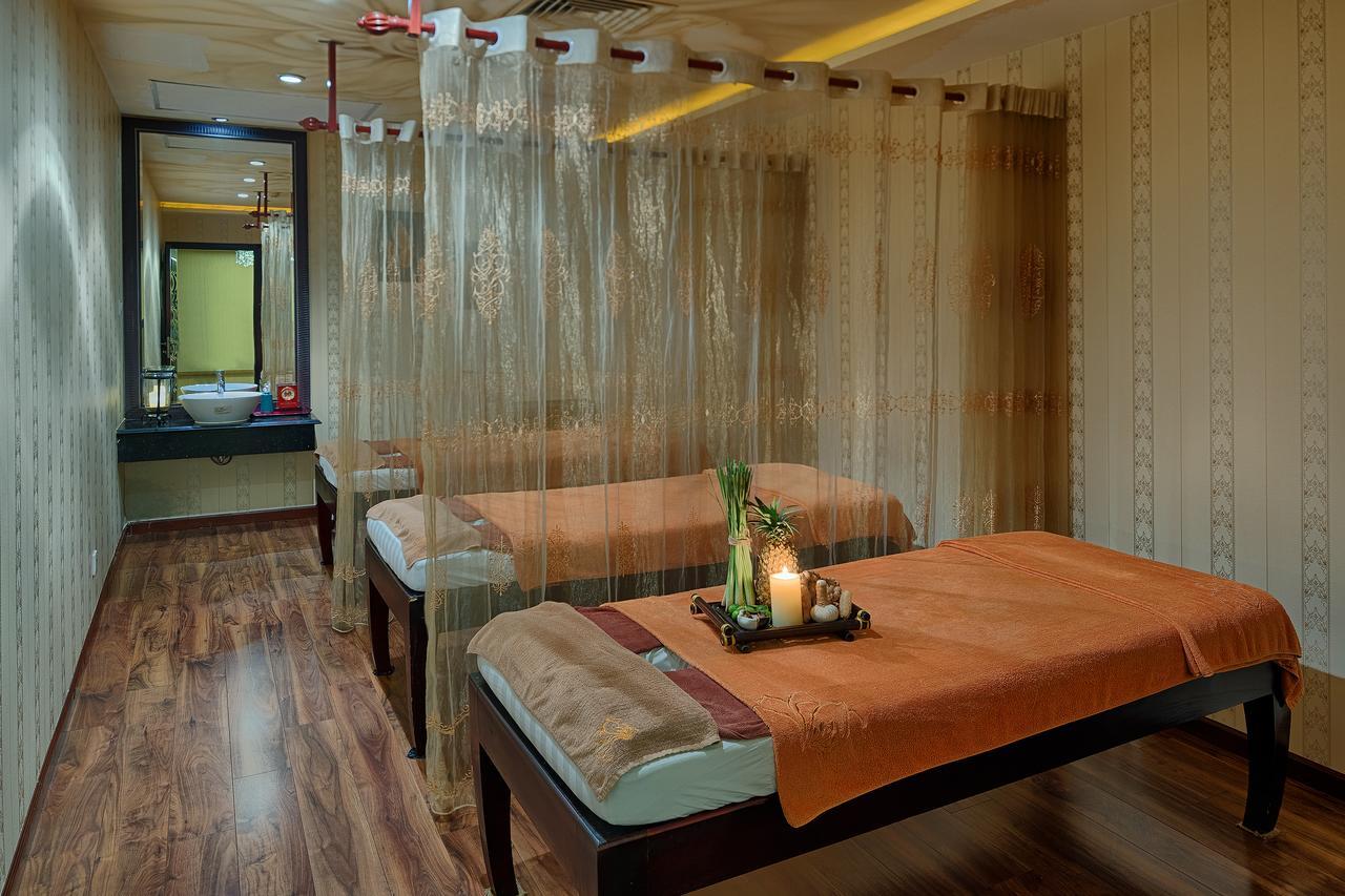 Grand Silverland Hotel Ho Chi Minh City Bagian luar foto